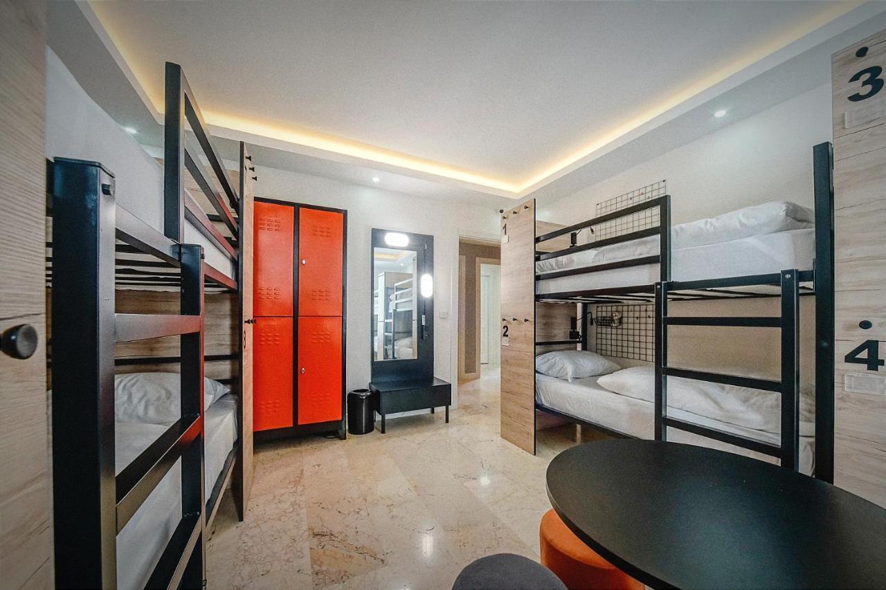 Manu Startup House Hostel Istanbul Luaran gambar